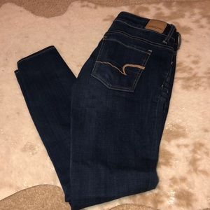 AMERICAN EAGLE JEANS SIZE 4
